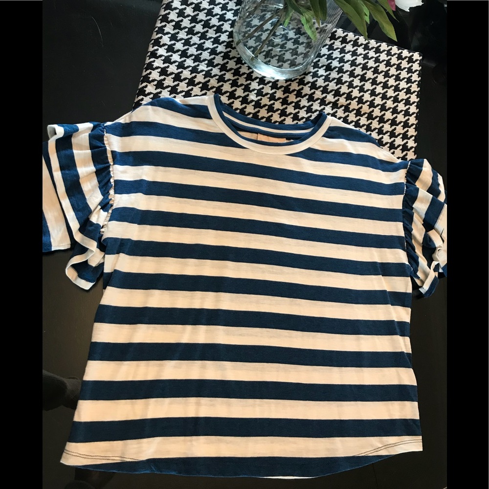 Universal Thread Top